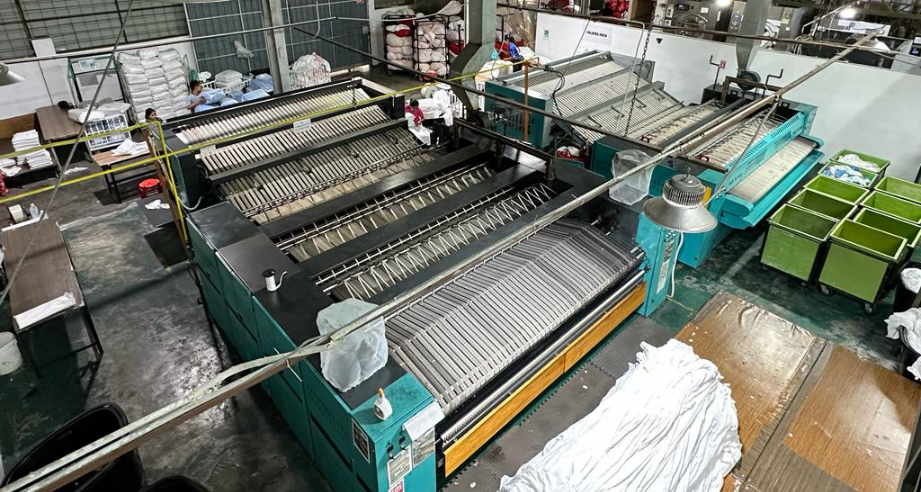 cleaning factory, washing machine